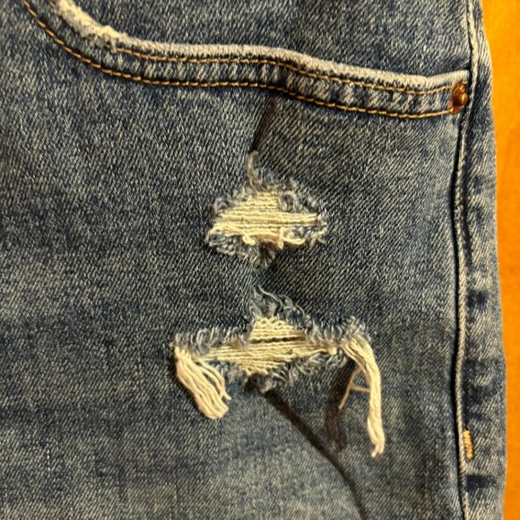 Old Navy‎ O.G. Short High Rise Distressed Jeans Rolled Cuff - Picture 8 of 16